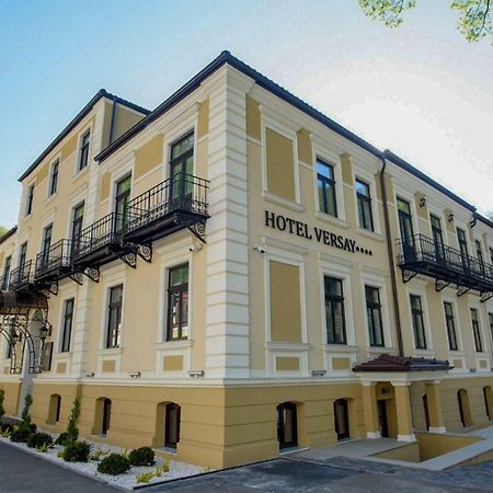 Hotel Versay Băile Herculane Buitenkant foto